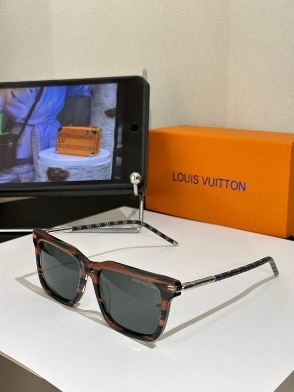 LV Sunglasses 1041